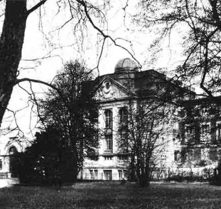 http://www.hamm-architektur-denkmalpflege.de/files/gimgs/th-22_HKArchitekten_TU Physikhoersaal_7.jpg